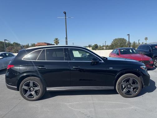 2025 Mercedes-Benz GLC 350e Base