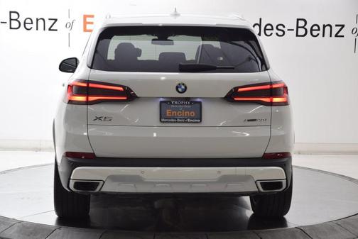 Alpine White 2022 BMW X5 xDrive40i
