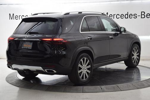 Obsidian Black Metallic 2026 Mercedes-Benz GLE 350 4MATIC