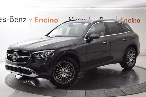Graphite Grey Metallic 2026 Mercedes-Benz GLC 300 Base