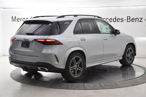 Cirrus Silver 2026 Mercedes-Benz GLE 580 4MATIC