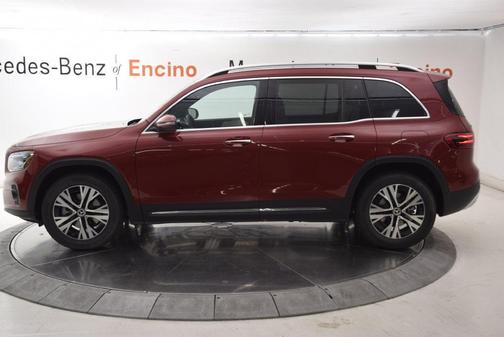 Patagonia Red 2026 Mercedes-Benz GLB 250 Base