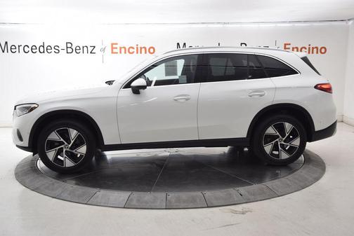 Polar White 2024 Mercedes-Benz GLC 300 Base