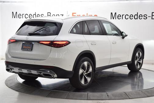 Polar White 2024 Mercedes-Benz GLC 300 Base