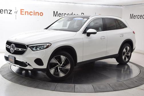 Polar White 2024 Mercedes-Benz GLC 300 Base