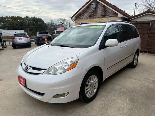 2008 Toyota Sienna XLE Limited