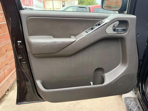 2012 Nissan Pathfinder S
