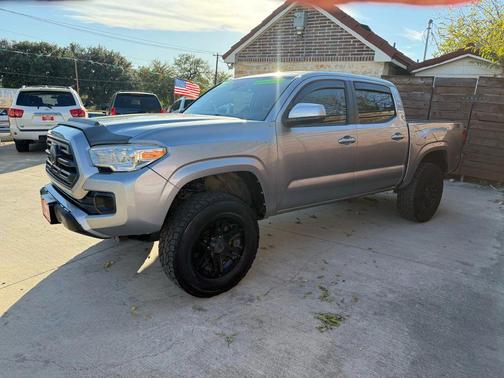 2018 Toyota Tacoma SR