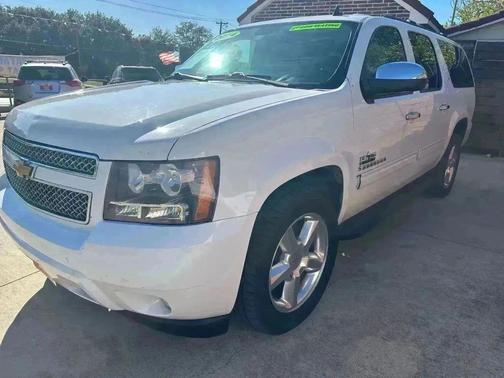 2014 Chevrolet Suburban 1500 LT