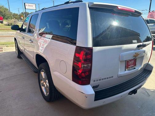 2014 Chevrolet Suburban 1500 LT