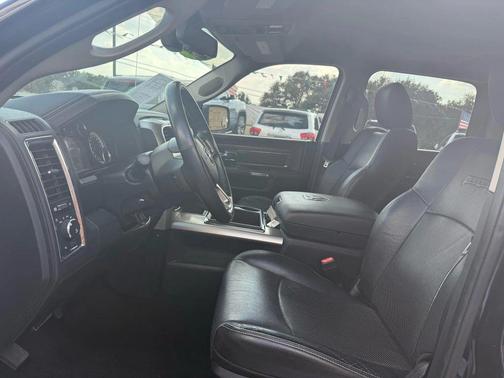 2015 RAM 1500 Laramie