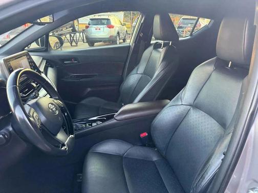 2019 Toyota C-HR Limited