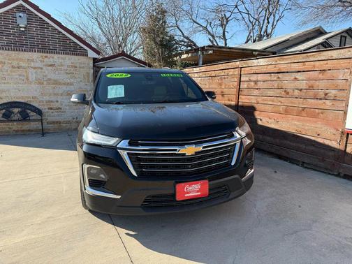 2022 Chevrolet Traverse LT Leather