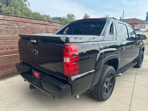 2013 Chevrolet Avalanche LT