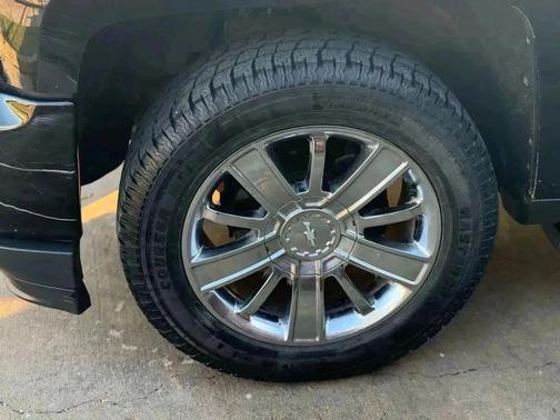 2017 Chevrolet Silverado 1500 High Country