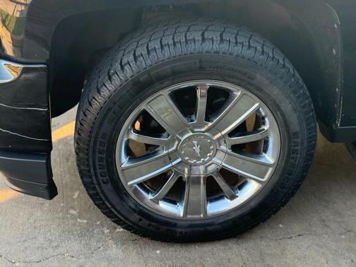 2017 Chevrolet Silverado 1500 High Country