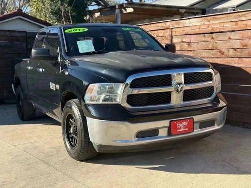 2014 RAM 1500 SLT