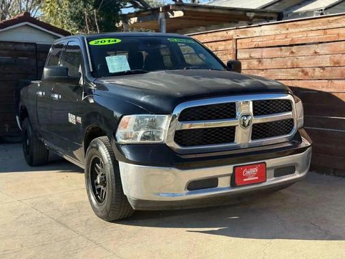 2014 RAM 1500 SLT