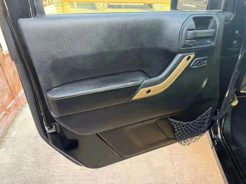 2014 Jeep Wrangler Unlimited Dragon Edition