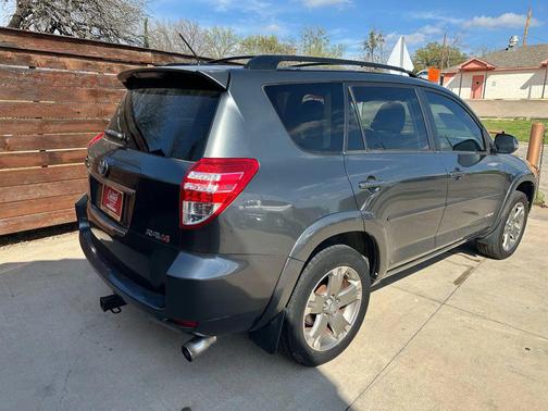 2011 Toyota RAV4 Sport