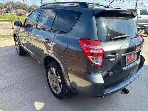 2011 Toyota RAV4 Sport