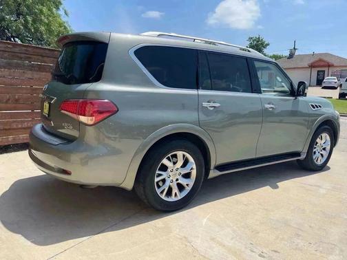 2012 INFINITI QX56 Base