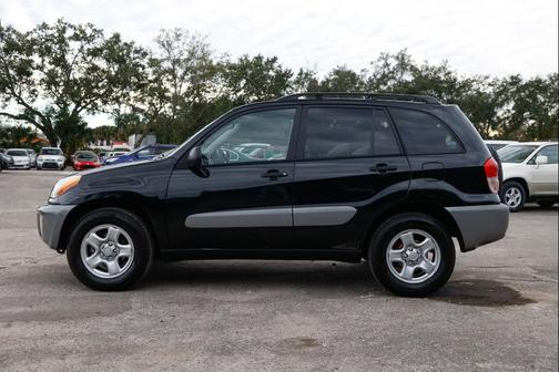 2002 Toyota RAV4 Base