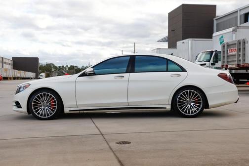 2015 Mercedes-Benz S-Class S550