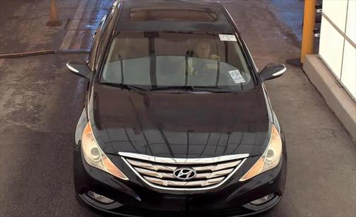 2011 Hyundai SONATA Limited
