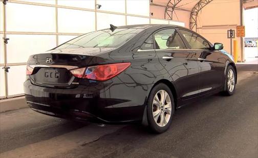 2011 Hyundai SONATA Limited