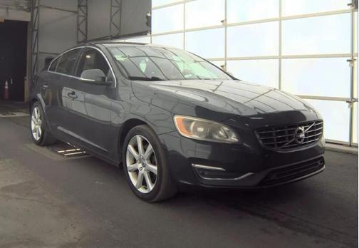 2016 Volvo S60 T5 Drive-E Premier