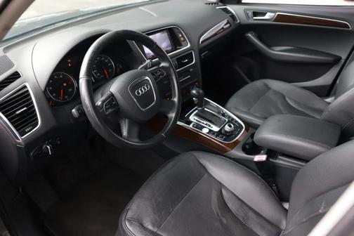 GRAY 2012 Audi Q5 3.2 Premium Plus
