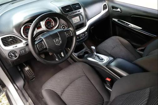 Billet Clearcoat 2020 Dodge Journey SE Value