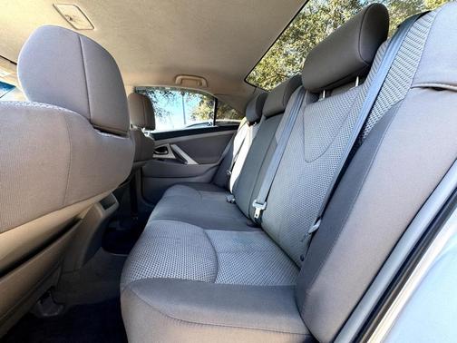 2011 Toyota Camry SE