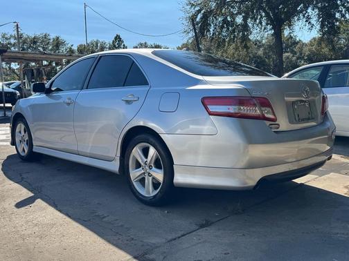 2011 Toyota Camry SE