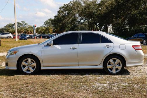2011 Toyota Camry SE
