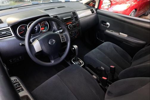 2012 Nissan Versa 1.8 S