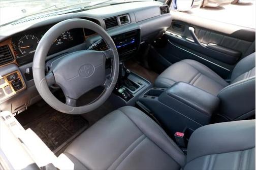 1996 Toyota Land Cruiser Base
