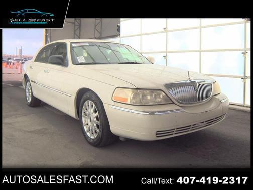 2006 Lincoln Town Car Signature