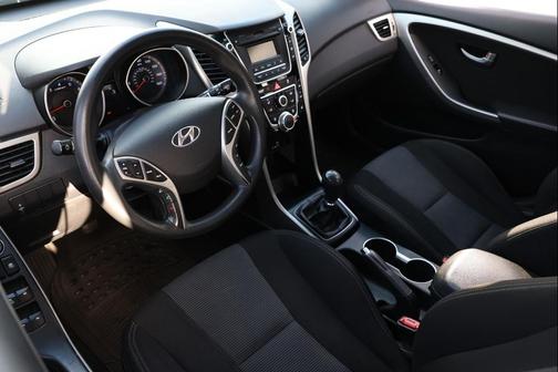 2016 Hyundai Elantra GT Base