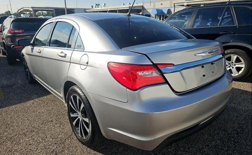 2014 Chrysler 200 Touring