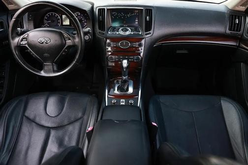 2011 INFINITI G37 Base