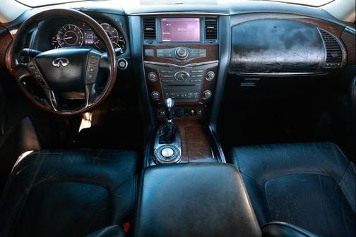 2012 INFINITI QX56 Base