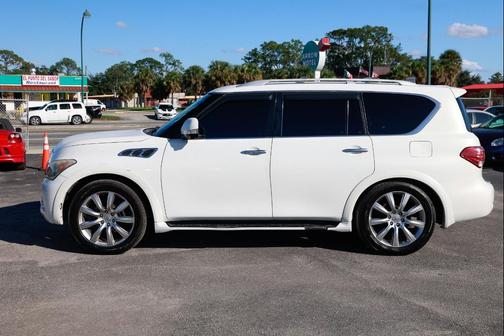2012 INFINITI QX56 Base
