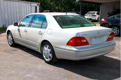 2003 Lexus LS 430 Base