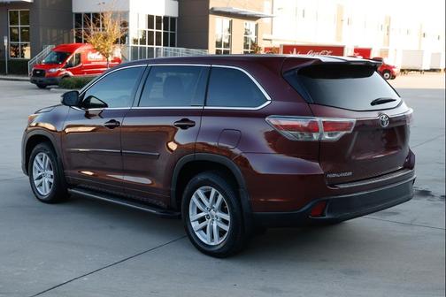 2015 Toyota Highlander LE
