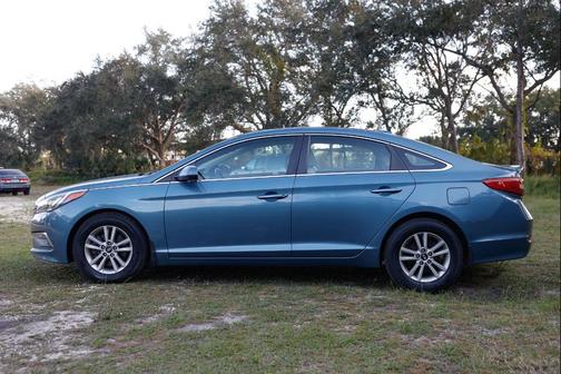 2015 Hyundai SONATA SE