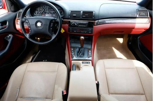 2001 BMW 325 IT