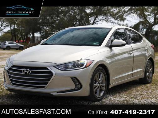2017 Hyundai ELANTRA SE