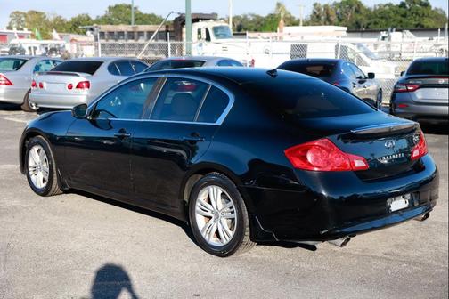 2012 INFINITI G25 Journey